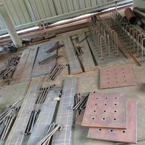 有哪些其他因素会影响佛山预埋件位置的确定？